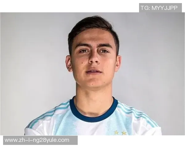 粉红色发型的足球球星魅力展示:突破传统造型引领时尚潮流 粉红色发型的足球球星魅力展示:突破传统造型引领时尚潮流